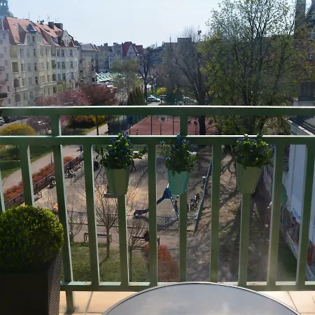 Wilda Apartment *